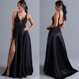 NWT Prom Girl Rated PG Black Gown Size 6 Dress